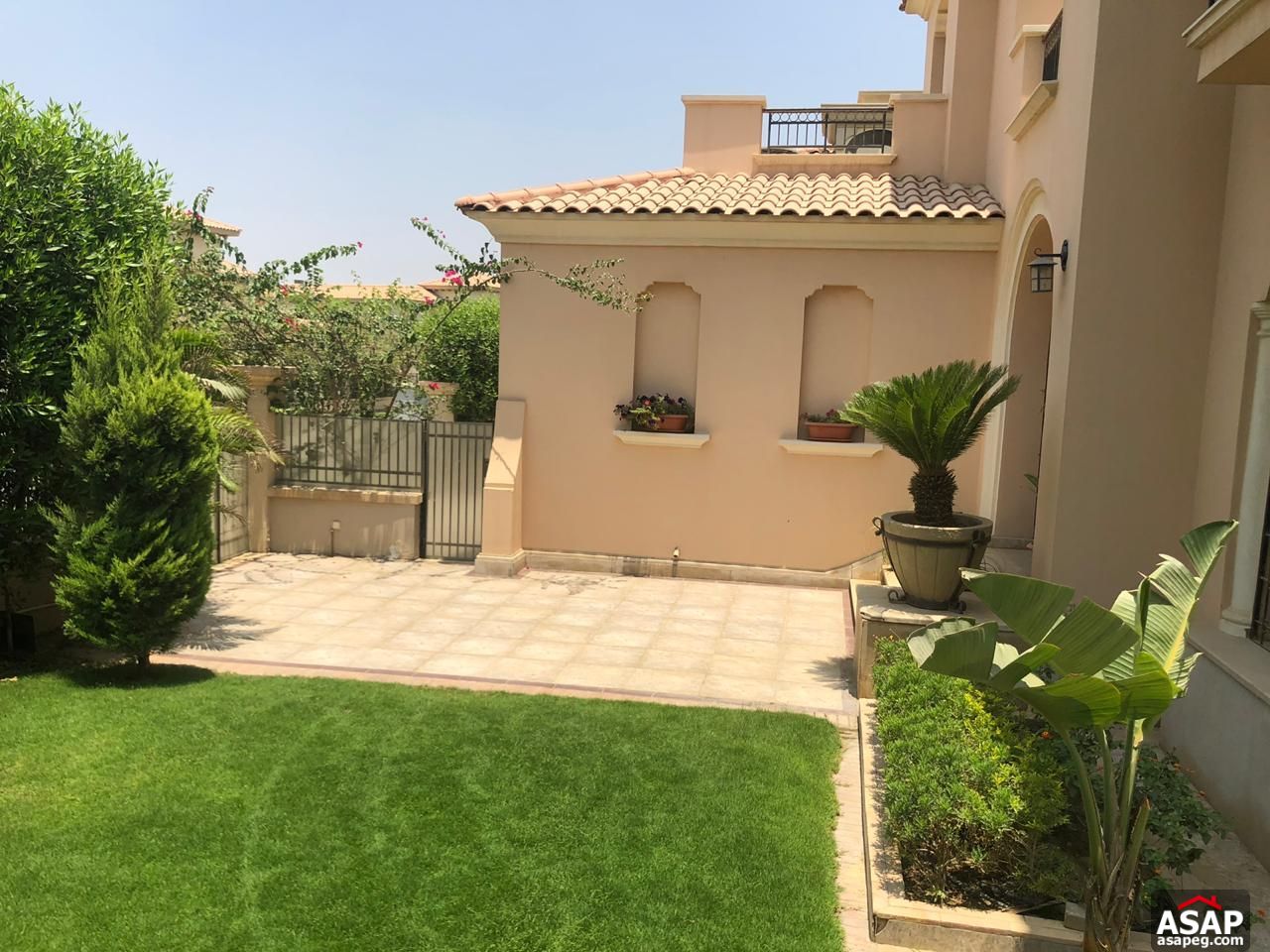 Stand Alone with Big Garden in Uptown Cairo Stand Alone with Big Garden in Uptown Cairo
