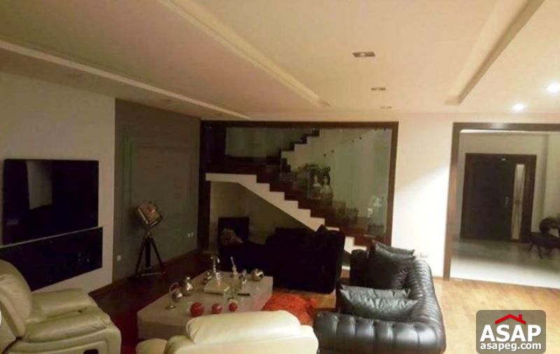 Villa with Pool for Sale in Mountain View 2 Villa with Pool for Sale in Mountain View 2