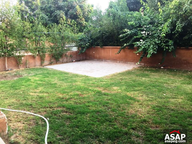 Town House with Garden for Rent in Bellagio Town House with Garden for Rent in Bellagio