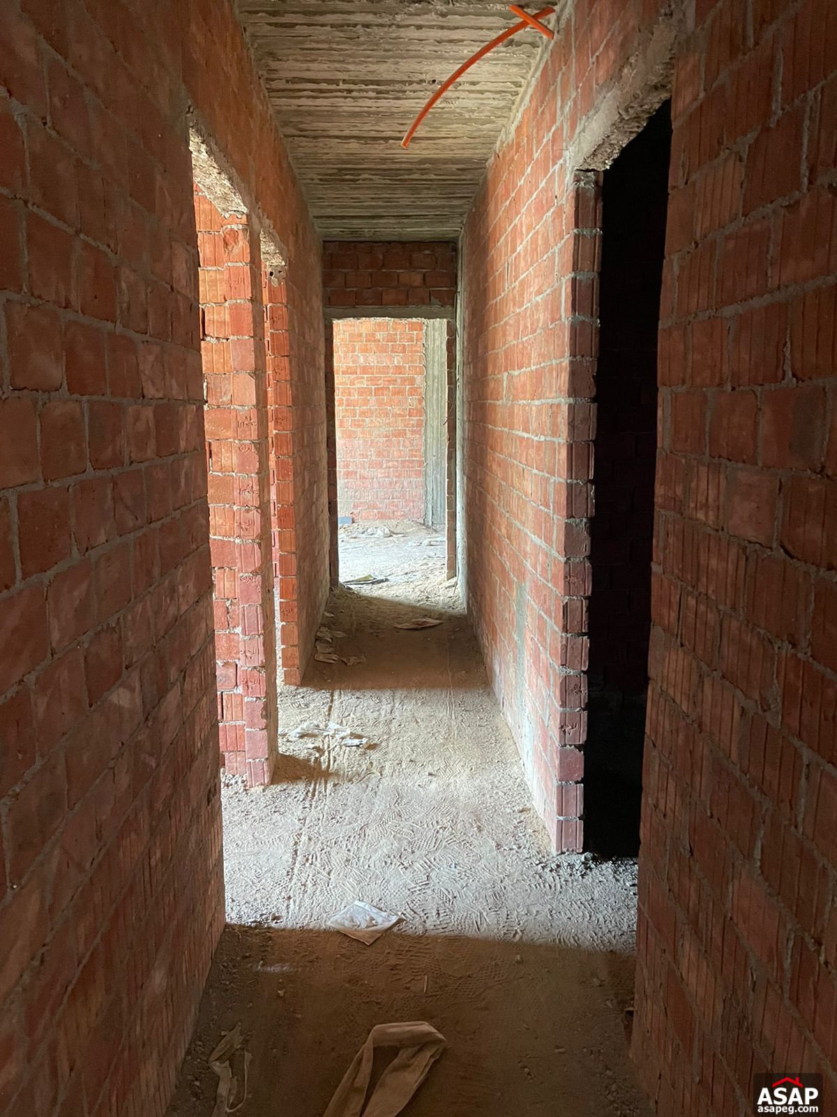 Apartment with Lake View for Sale in Galleria Moon Valley Apartment with Lake View for Sale in Galleria Moon Valley